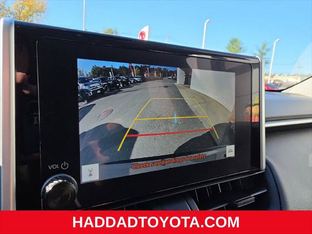 Certified 2023 Toyota RAV4 LE AWD/4WD image 18