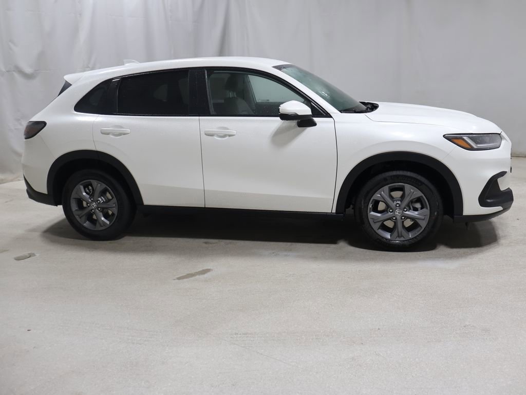 Used 2026 Honda HR-V LX image 7