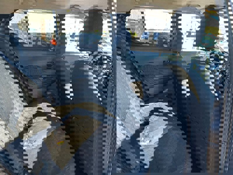 Used 2020 Nissan Kicks S image 21