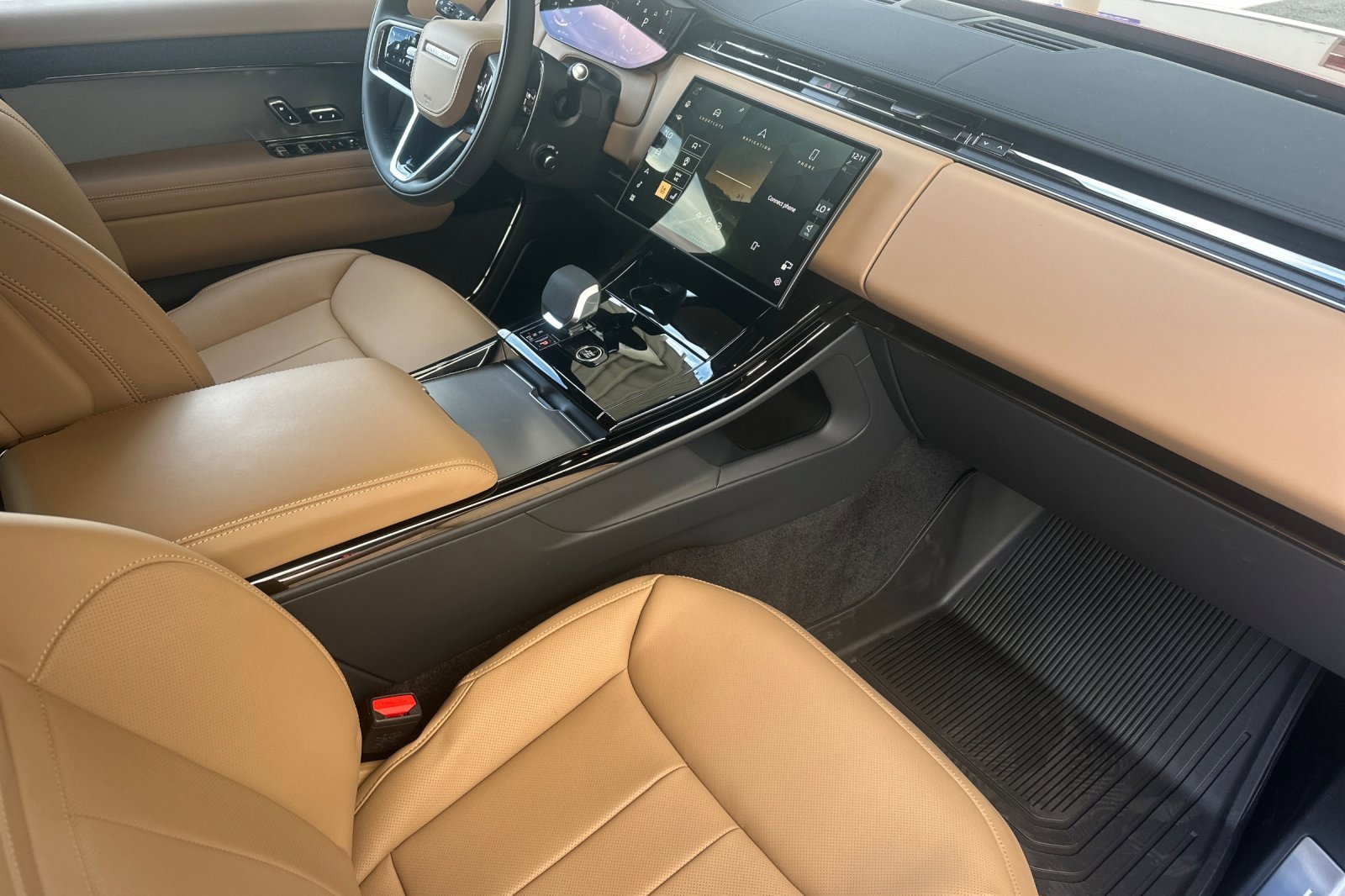 New 2025 Land Rover Range Rover Sport SE image 15