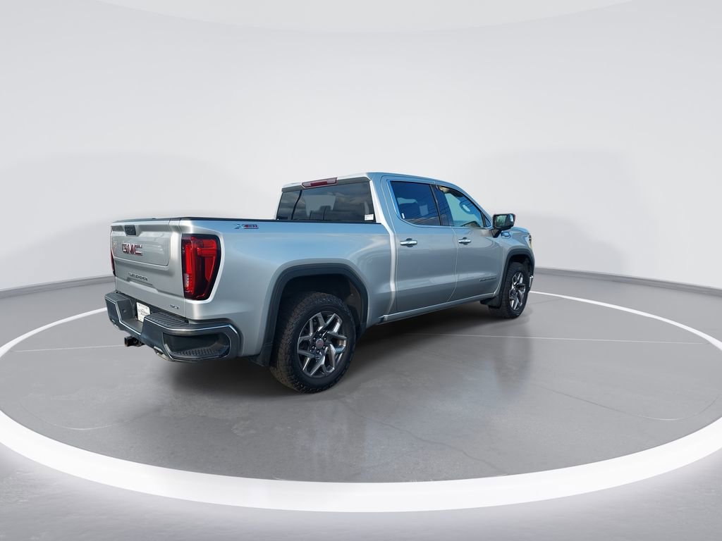 Used 2022 GMC Sierra 1500 SLT AWD/4WD image 8