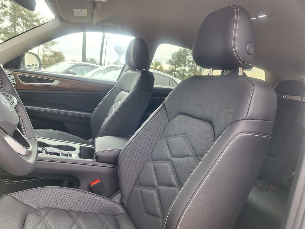 New 2026 Volkswagen Atlas SE image 11