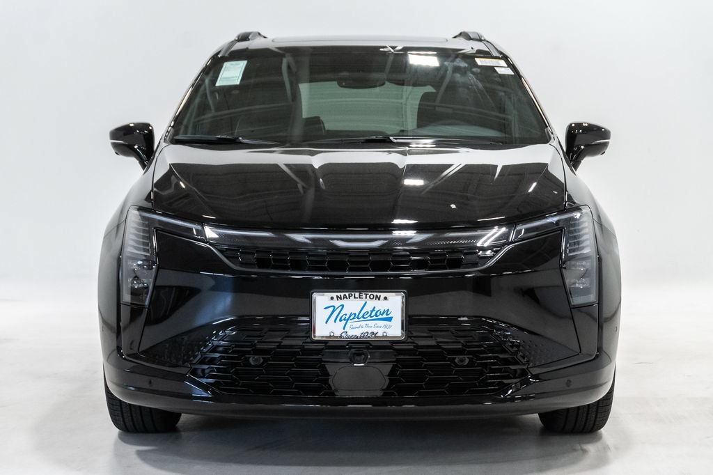 New 2027 Chrysler Pacifica Limited FWD image 5