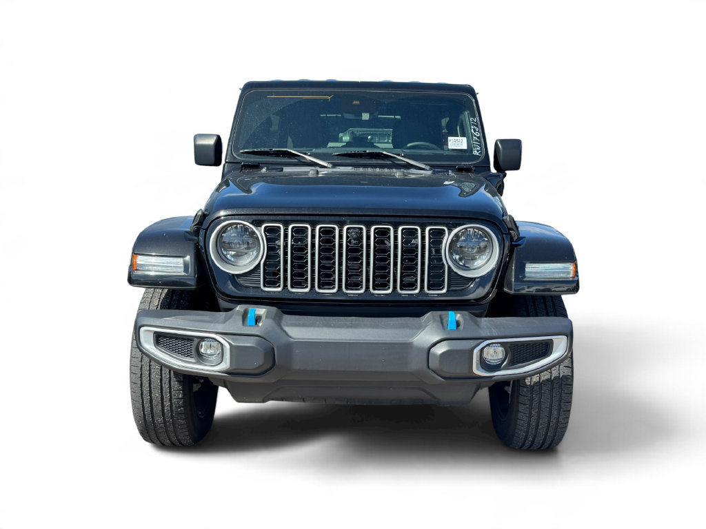 Used 2024 Jeep Wrangler Unlimited Sahara w/ Technology Group AWD/4WD image 22