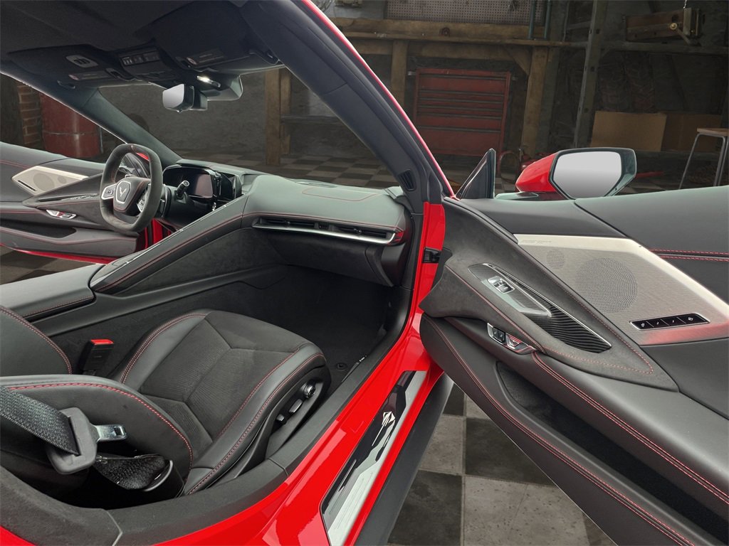 Certified 2021 Chevrolet Corvette Stingray Premium Conv w/ Z51 Performance Package image 39