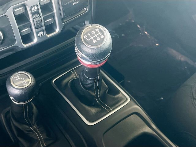 Used 2018 Jeep Wrangler Unlimited Sahara w/ Cold Weather Group image 23