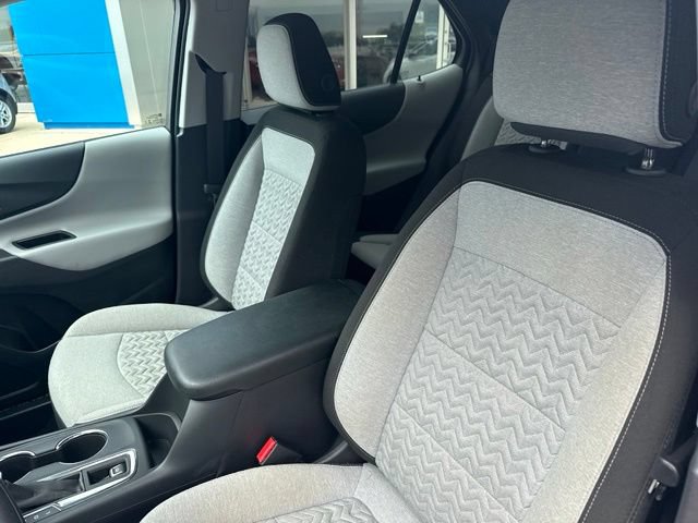 Used 2024 Chevrolet Equinox LS w/ LS Convenience Package FWD image 17