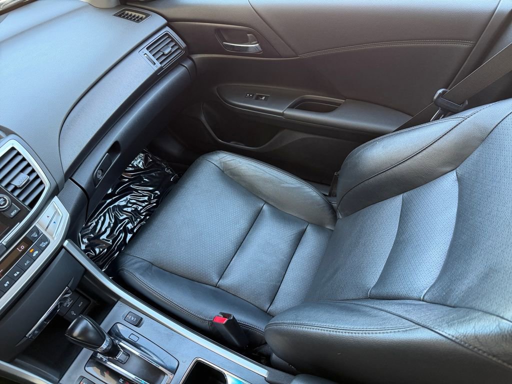 Used 2013 Honda Accord EX-L image 17