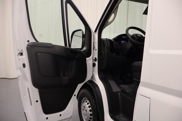 New 2025 RAM ProMaster 2500 FWD image 14