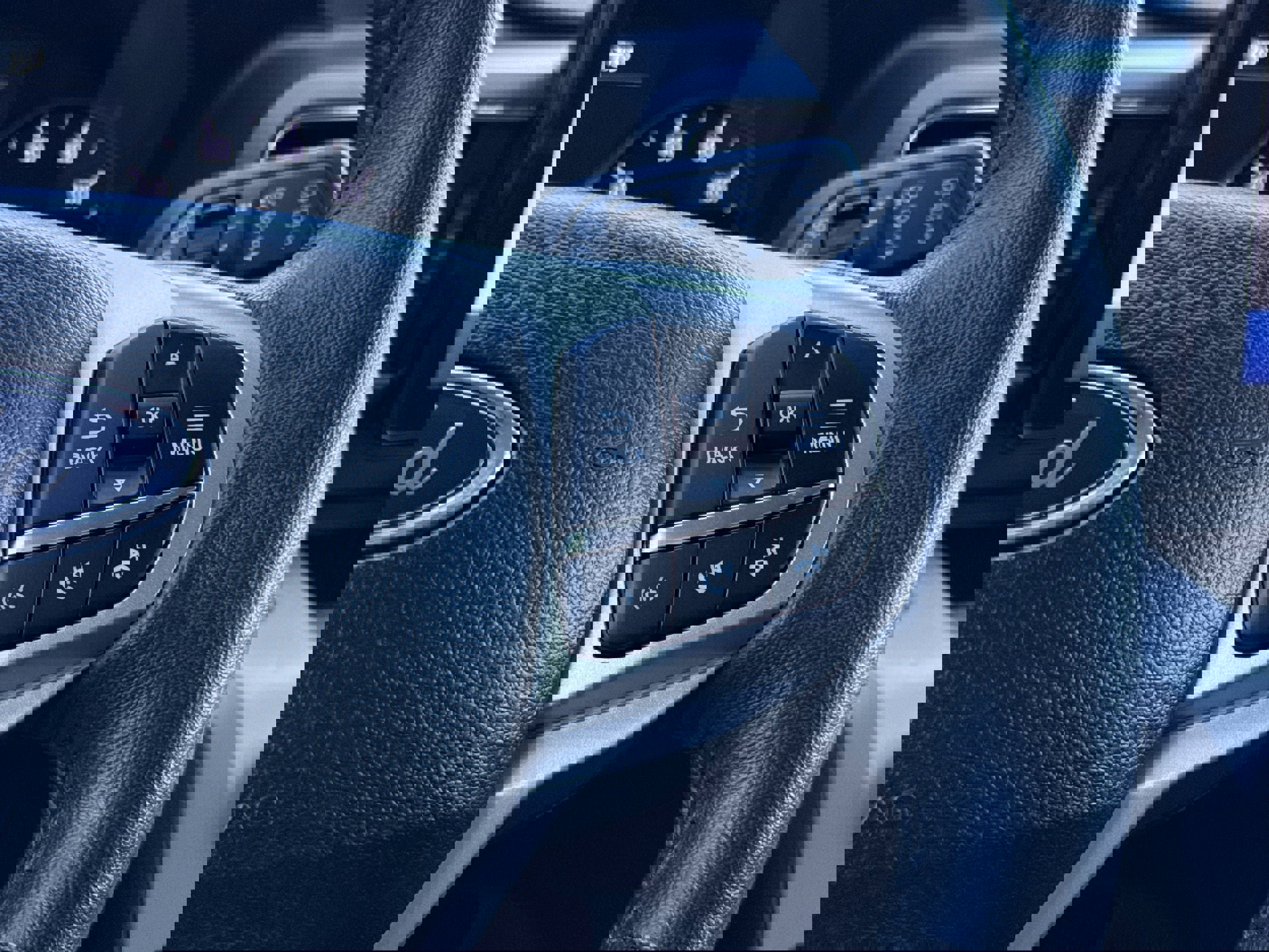 Used 2024 Ford Explorer XLT w/ Equipment Group 202A image 15