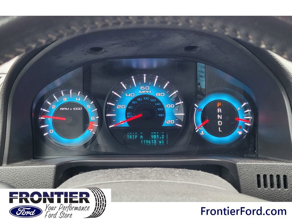 Used 2011 Ford Fusion SEL image 14