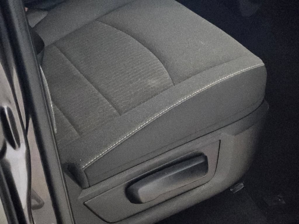 Used 2022 RAM 1500 Warlock AWD/4WD image 7