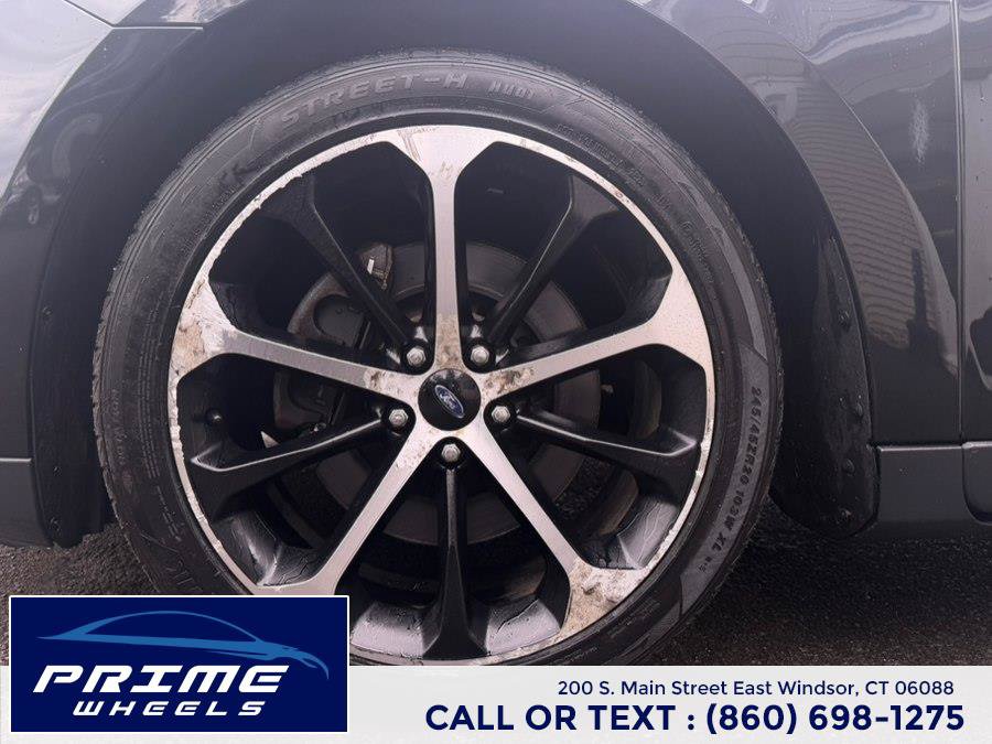 Used 2014 Ford Taurus SHO w/ Equipment Group 401A AWD/4WD image 25