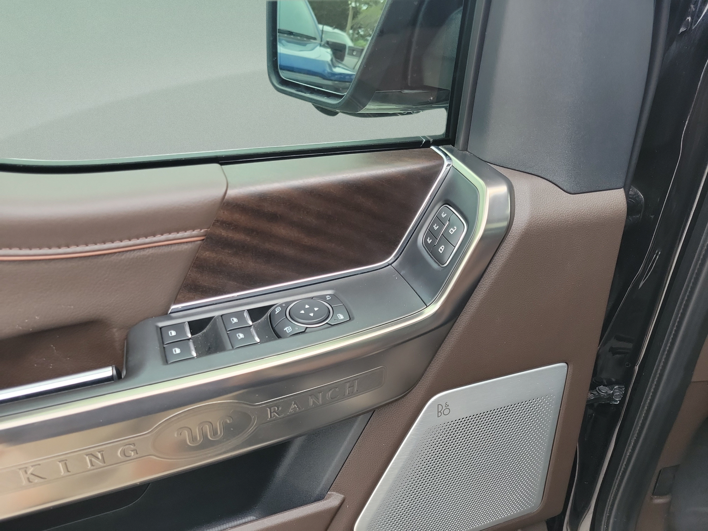Used 2022 Ford F150 King Ranch w/ Equipment Group 601A High AWD/4WD image 15