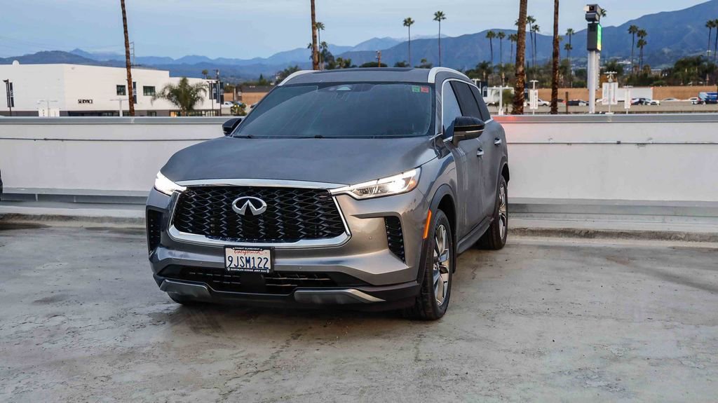 Used 2022 INFINITI QX60 Luxe w/ Cargo Package image 4