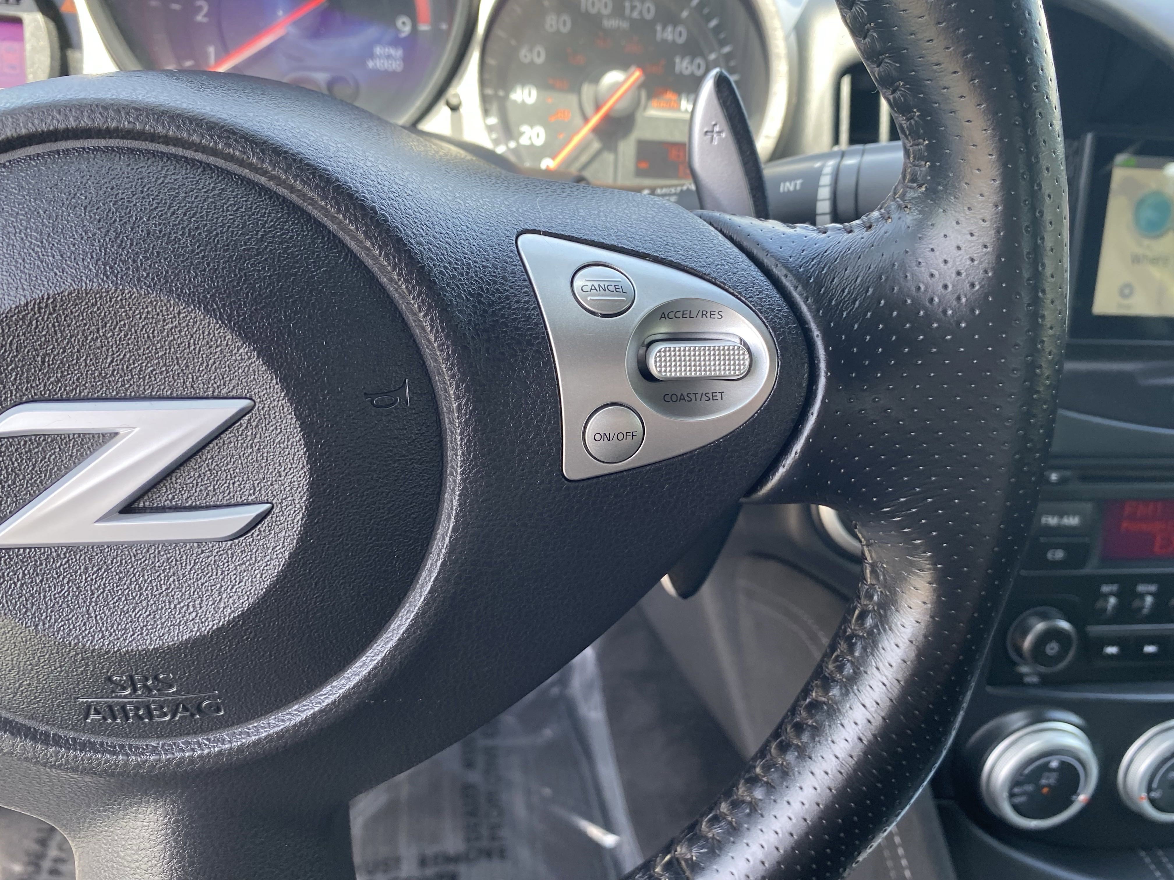 Used 2016 Nissan 370Z Roadster image 15