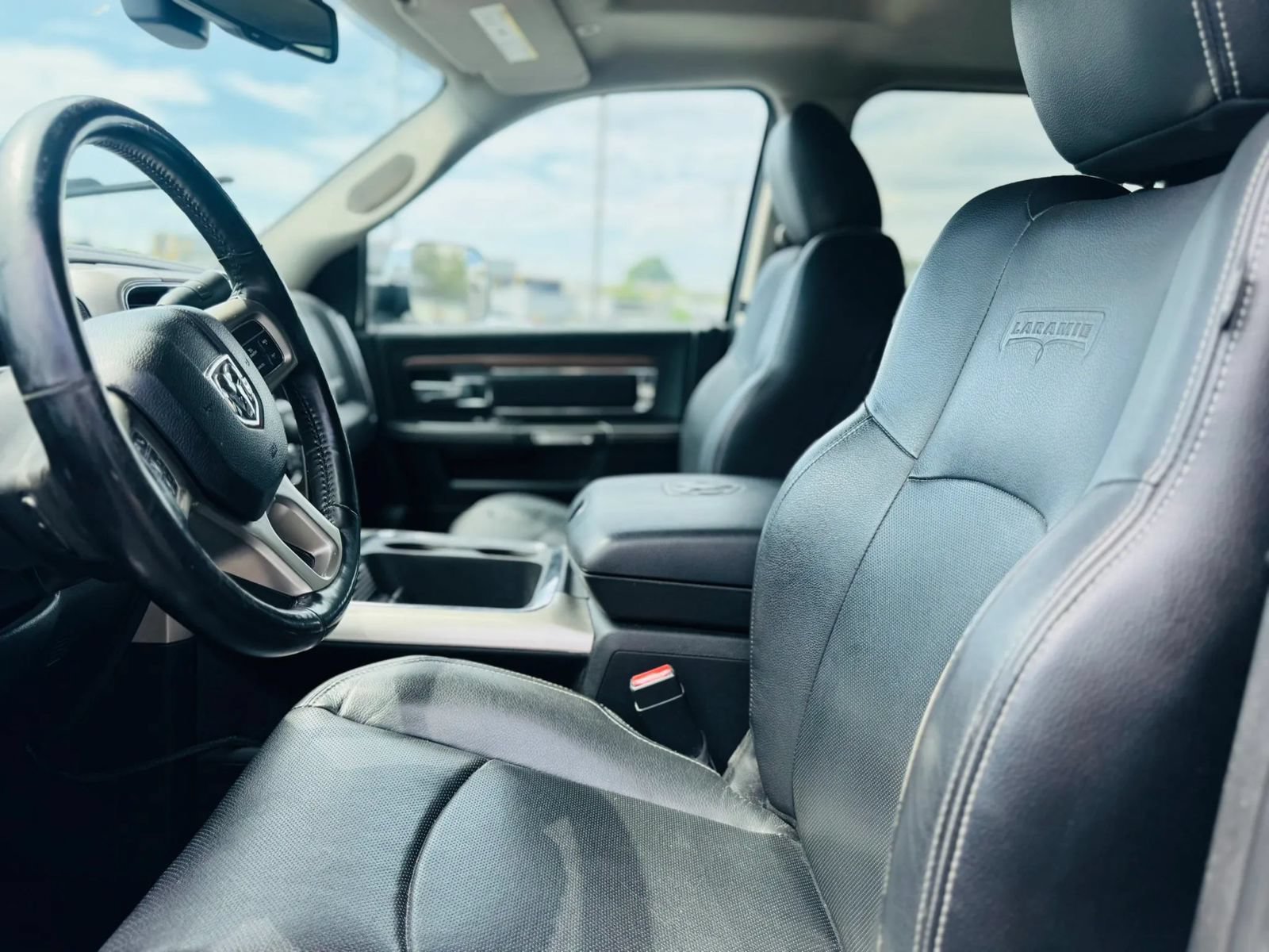 Used 2017 RAM 2500 Laramie w/ Convenience Group AWD/4WD image 6