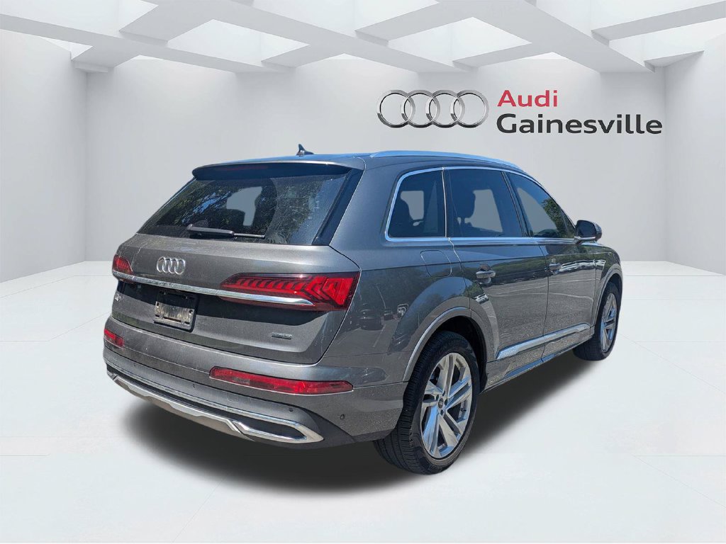 Used 2023 Audi Q7 2.0T Premium w/ Convenience Package AWD/4WD image 5
