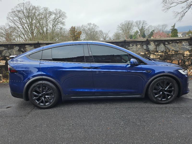 Used 2023 Tesla Model X AWD image 10