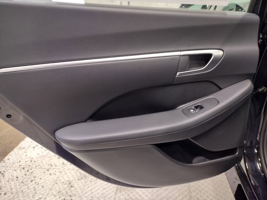 New 2026 Hyundai Sonata SEL AWD/4WD image 28