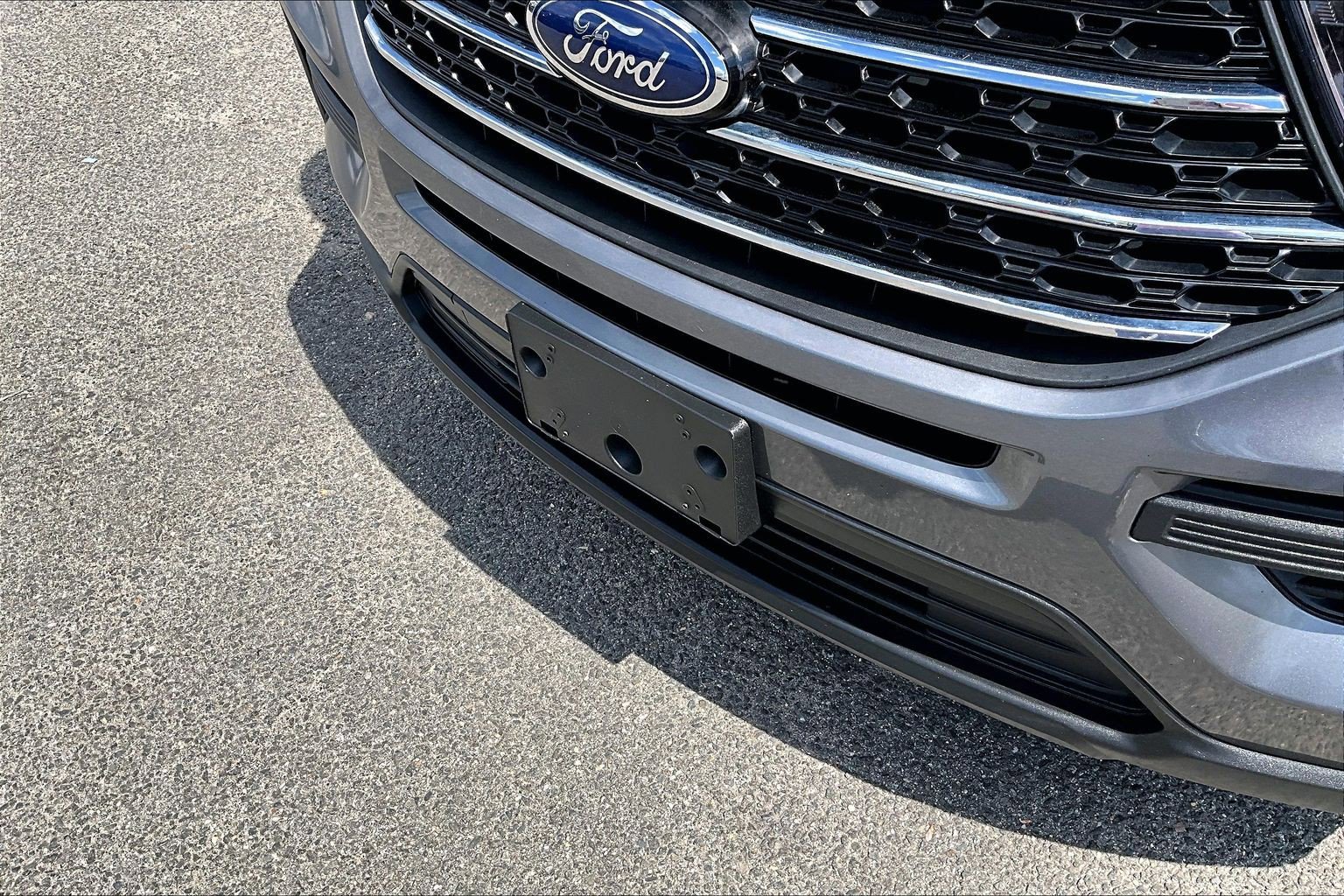 Used 2021 Ford Explorer XLT AWD/4WD image 35