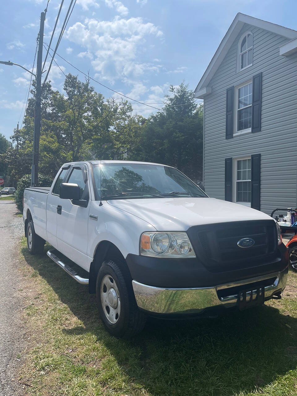 Used 2006 Ford F150 XL AWD/4WD image 2