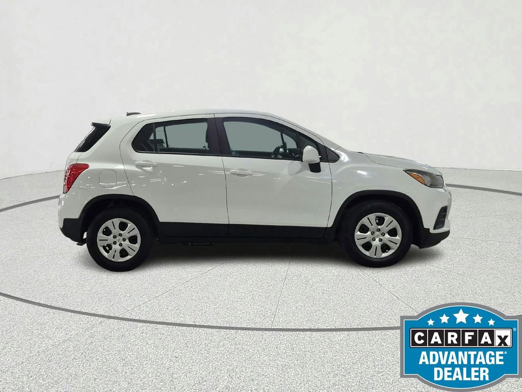 Used 2017 Chevrolet Trax LS FWD image 6