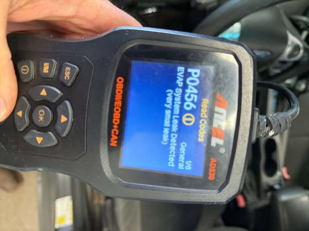 Used 2012 Ford Focus SE image 7