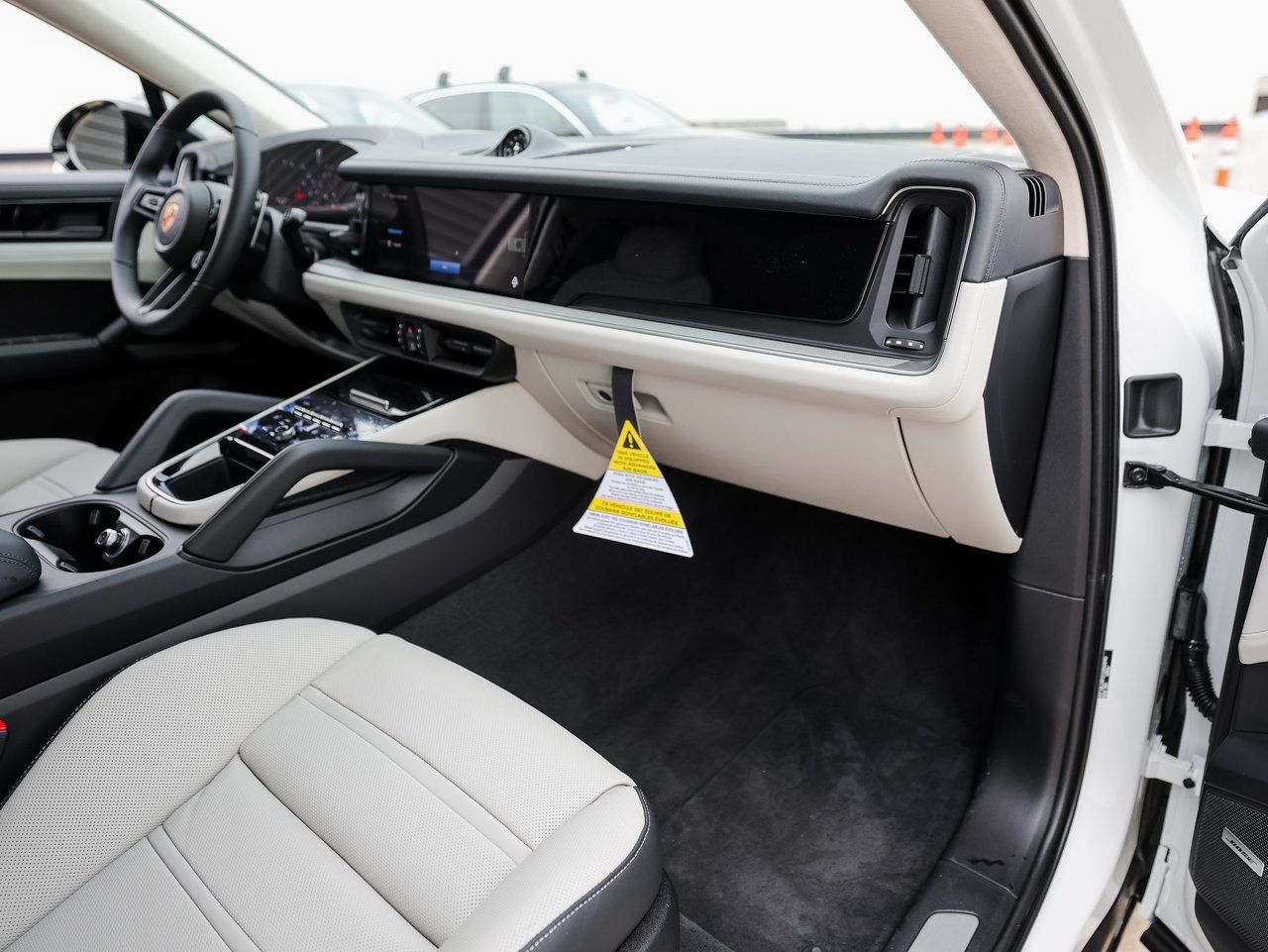 New 2026 Porsche Cayenne S AWD/4WD image 28