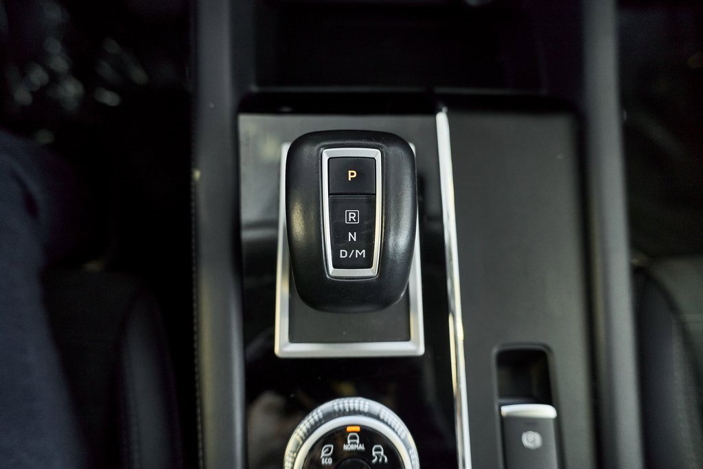 Used 2024 Mitsubishi Outlander SE image 41