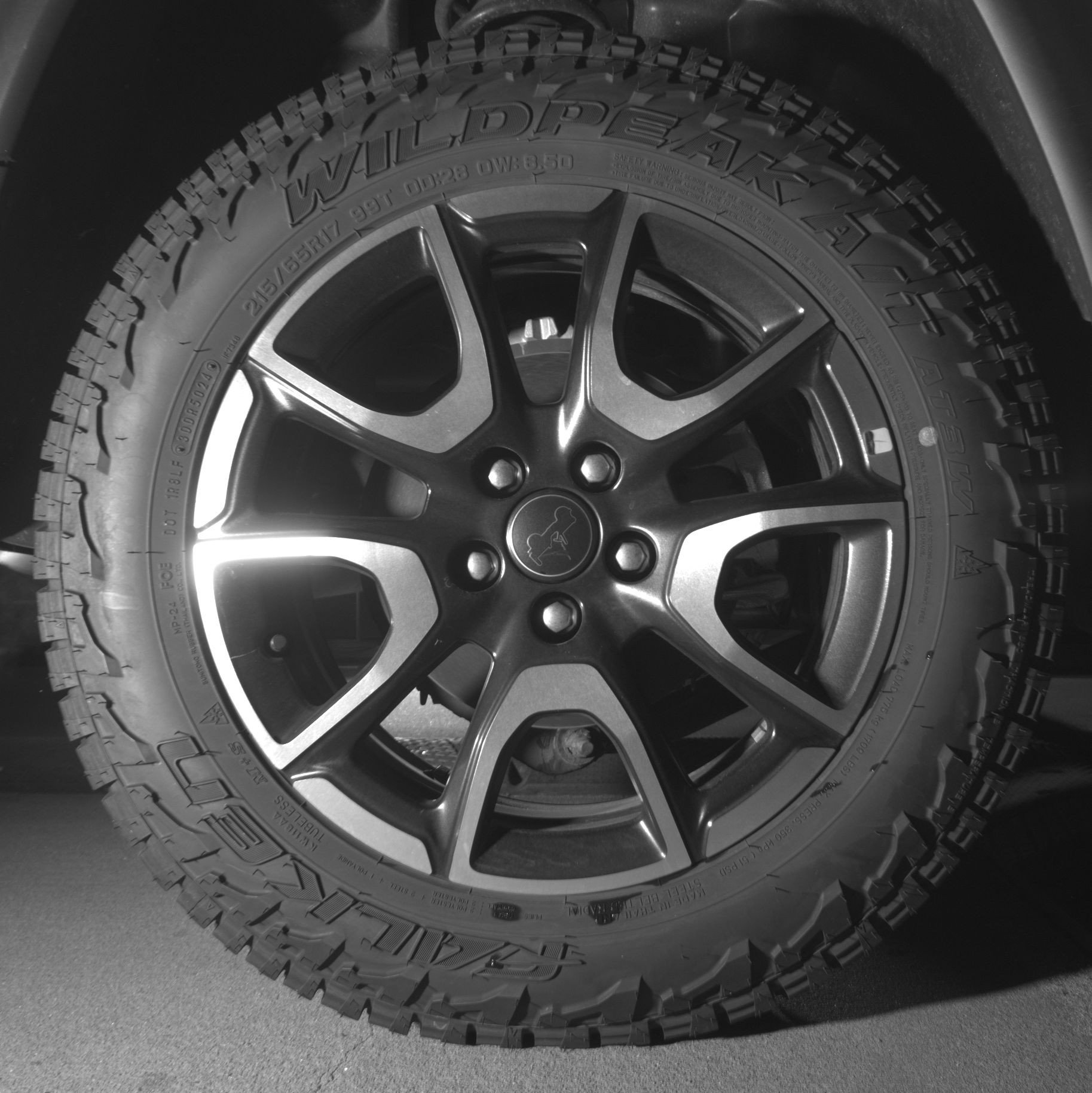 Used 2025 Jeep Compass Trailhawk AWD/4WD image 15