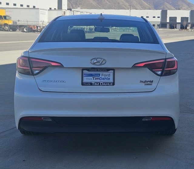 Used 2017 Hyundai Sonata Limited image 4