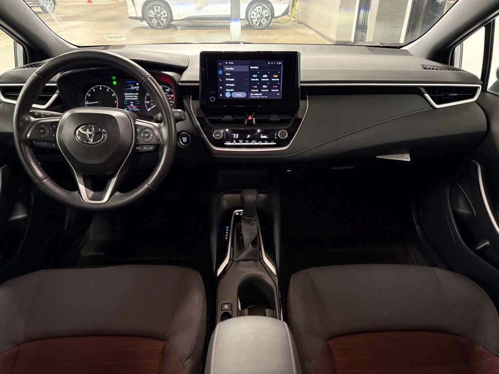 Used 2024 Toyota Corolla SE w/ SE Convenience Package FWD image 8