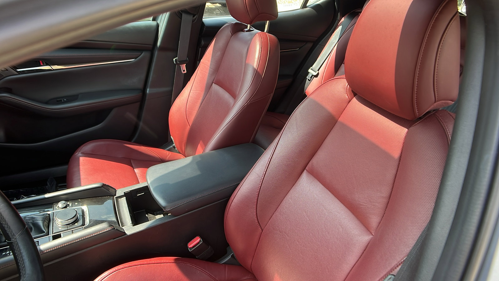 Used 2024 MAZDA MAZDA3 s image 17