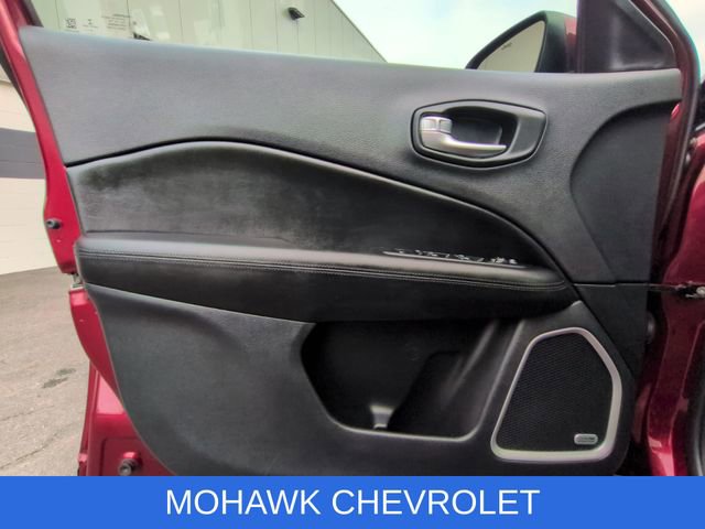 Used 2021 Jeep Compass Latitude w/ Sun and Sound Group AWD/4WD image 24