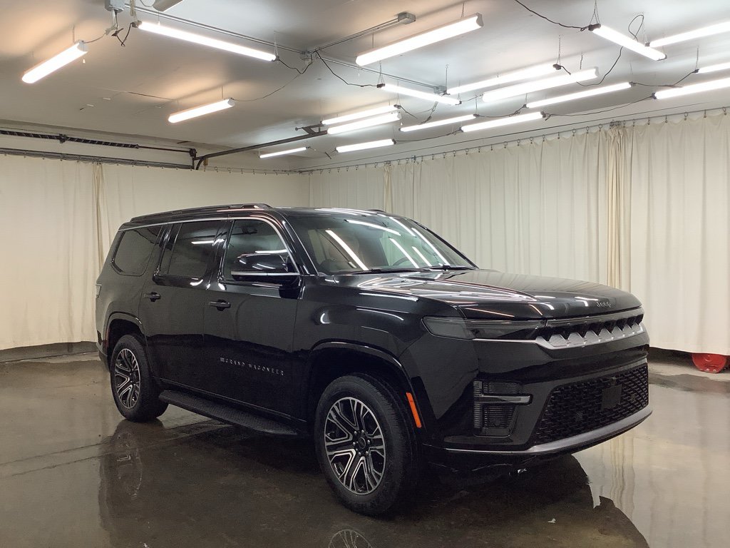 New 2026 Jeep Grand Wagoneer 4WD w/ Premium Group I image 3
