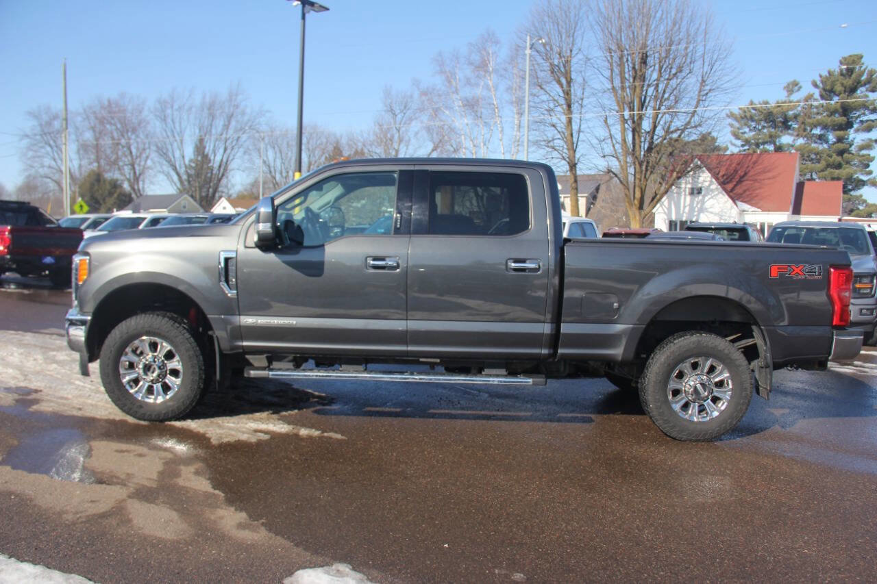 Used 2017 Ford F250 Lariat w/ Lariat Ultimate Package image 3