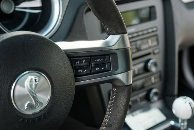 Used 2010 Ford Mustang Shelby GT500 RWD image 56