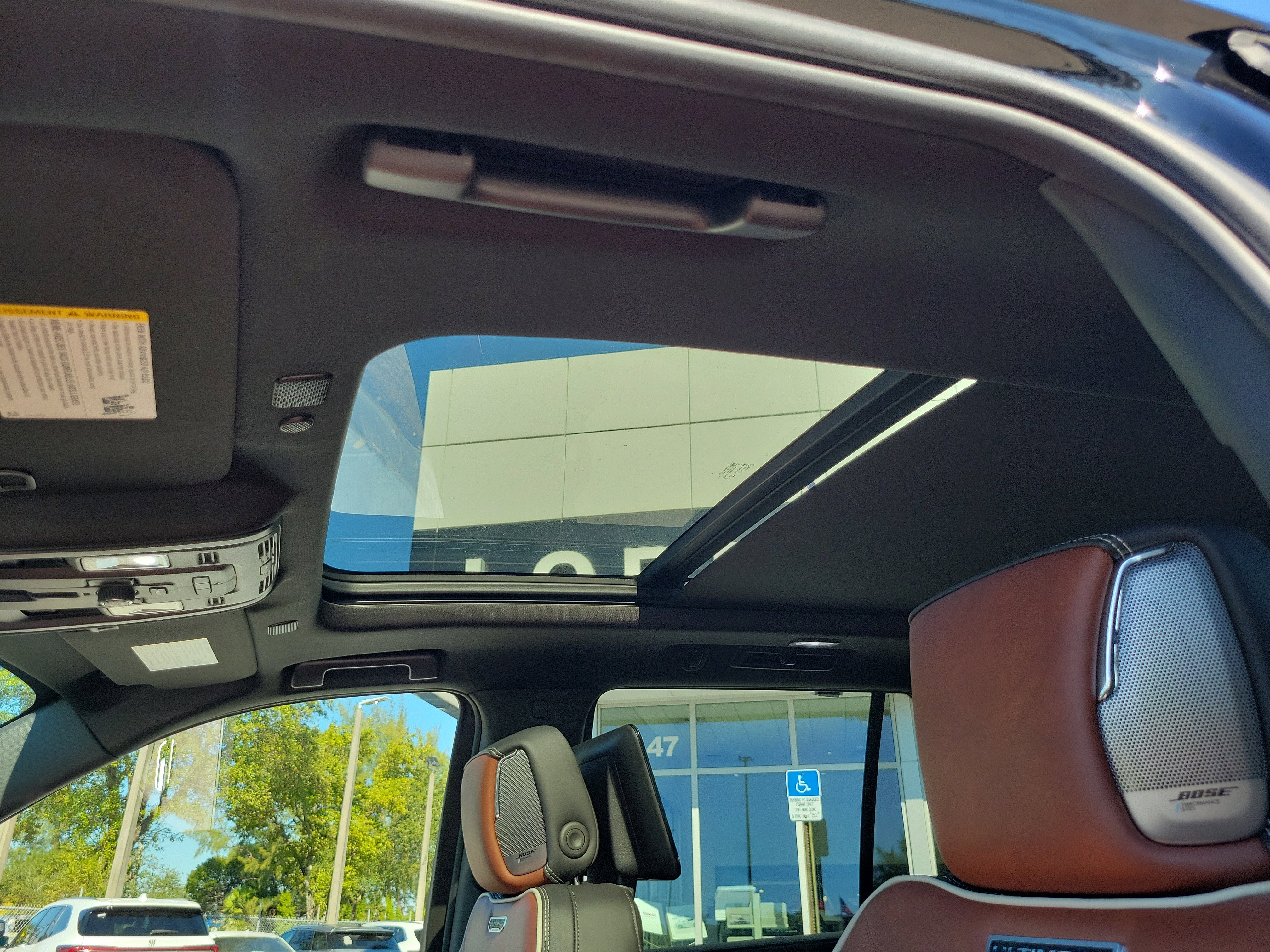 Used 2024 GMC Yukon Denali Ultimate image 13