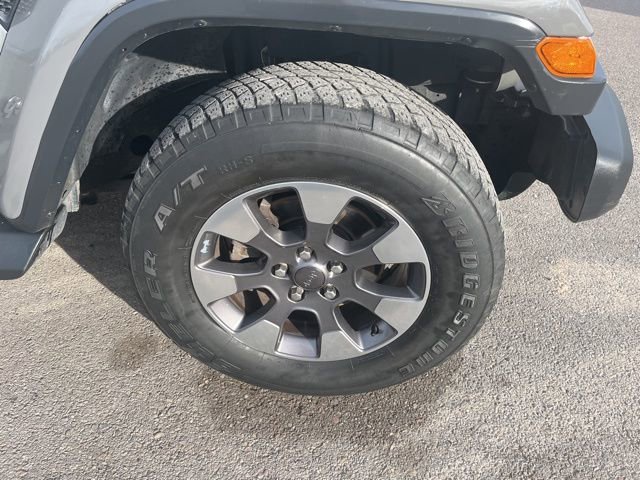 Used 2019 Jeep Wrangler Unlimited Sahara image 20