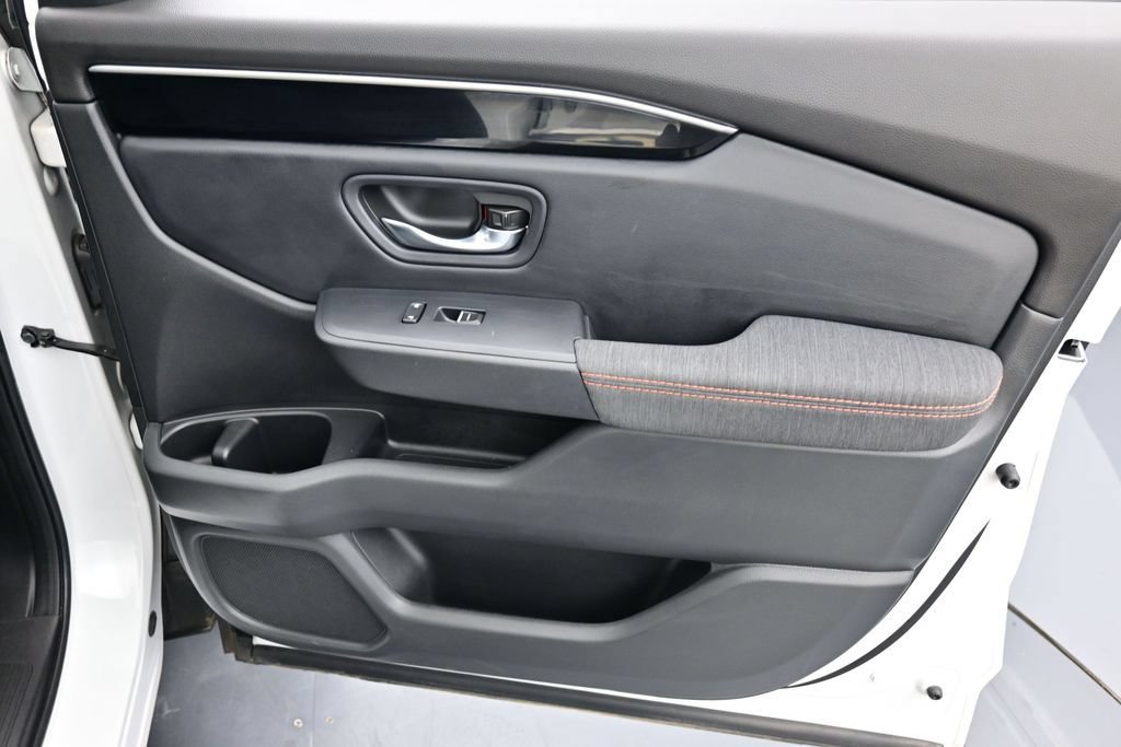 Certified 2023 Honda Pilot Sport image 34