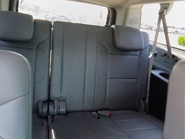 Used 2015 Chevrolet Suburban LT w/ Luxury Package AWD/4WD image 15