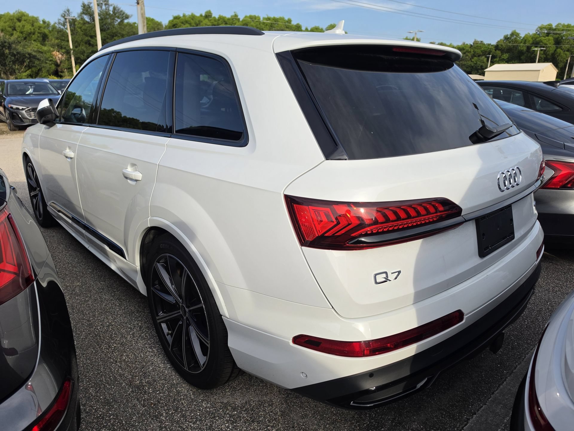 Used 2024 Audi Q7 3.0T Prestige AWD/4WD image 5