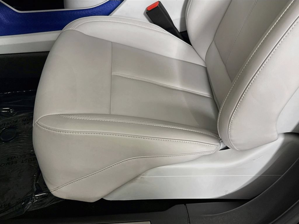 Certified 2025 Cadillac Optiq Sport 1 AWD/4WD image 20