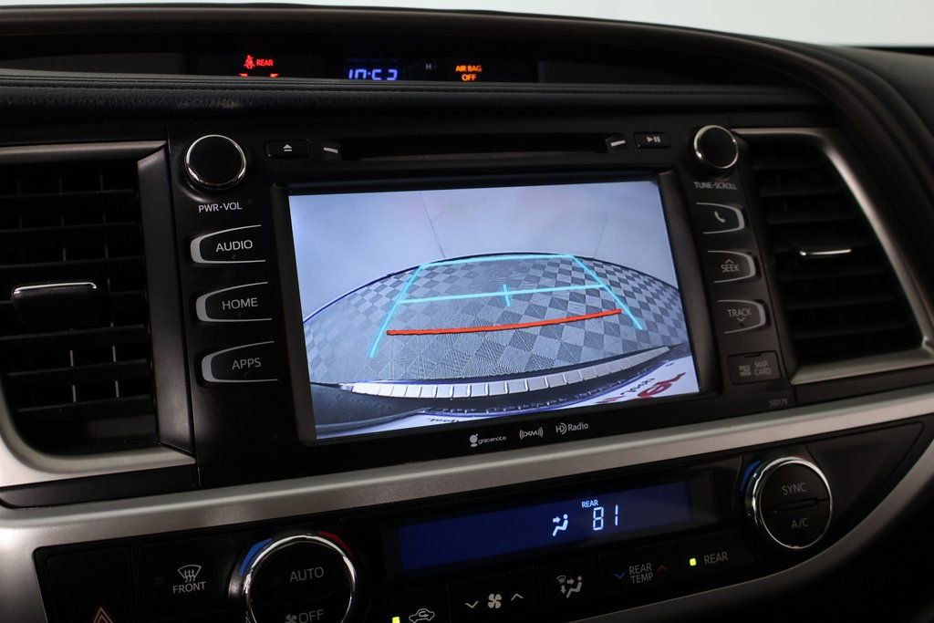 Used 2018 Toyota Highlander XLE image 6