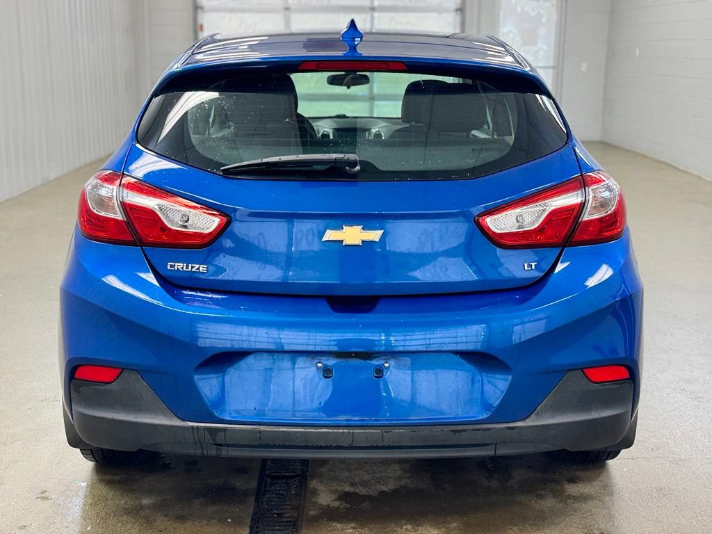 Used 2017 Chevrolet Cruze LT FWD image 6
