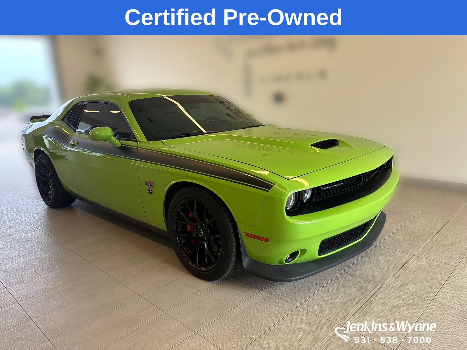 Used 2015 Dodge Challenger SRT w/ Technology Group RWD image 1
