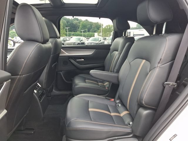 Used 2024 MAZDA CX-90 Plug-In Hybrid w/ Premium Plus AWD/4WD image 17