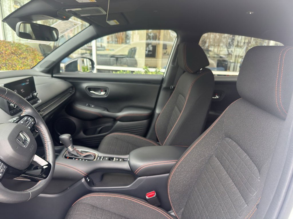Used 2024 Honda HR-V Sport image 4