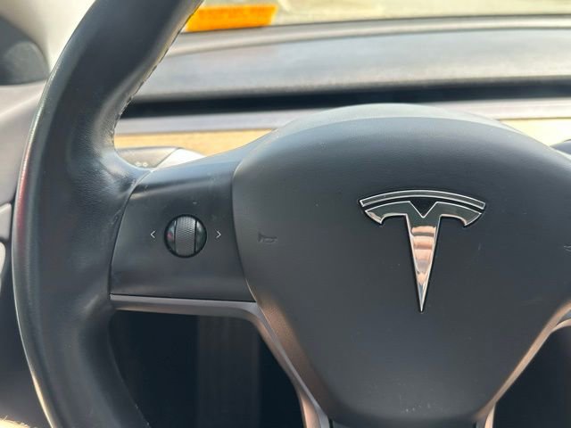 Used 2018 Tesla Model 3 Long Range image 19